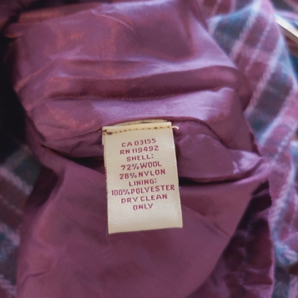 VINTAGE plaid woolblend coat capestyle size medium belt shape - Picture 13 of 13